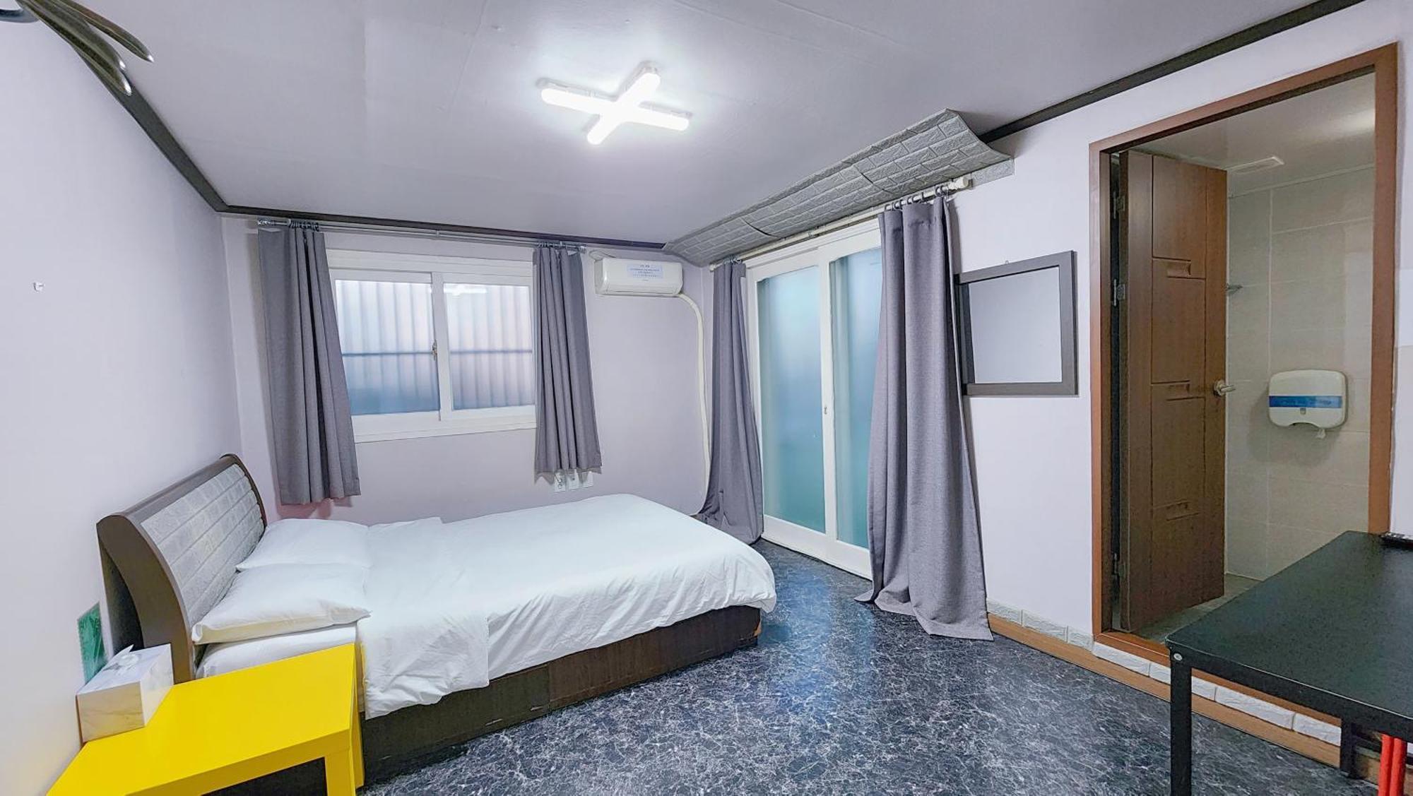 فندق 1012 House Namsan سيول الغرفة الصورة