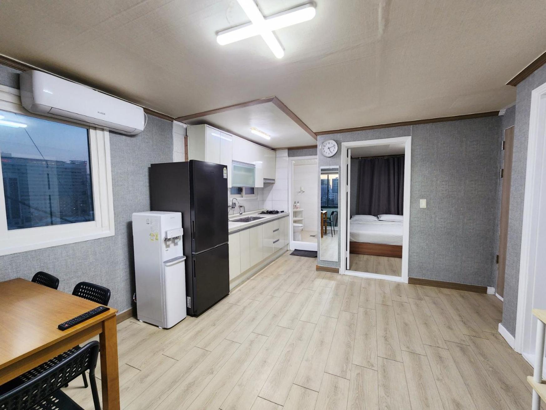 فندق 1012 House Namsan سيول الغرفة الصورة